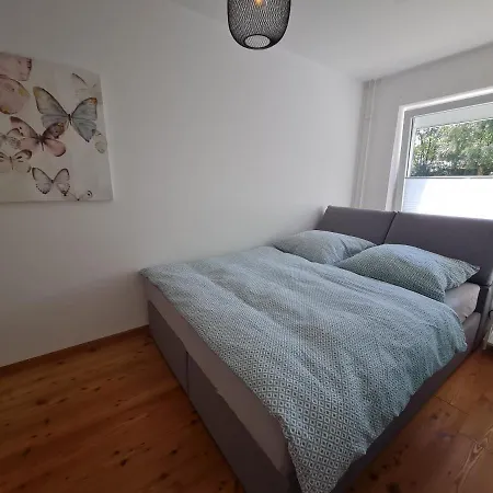 Fleethoern - Zentral, Ruhig, Mit Parkplatz Und Balkon *